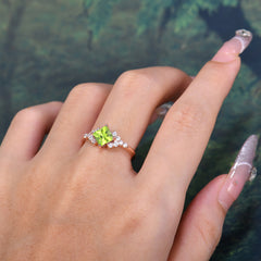 Dainty Princess Cut Peridot Enagement Ring Vintage Side Stone Ring