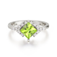 Dainty Princess Cut Peridot Enagement Ring Vintage Side Stone Ring