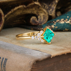 Dainty Princess Cut Emerald Enagement Ring Vintage Side Stone Ring