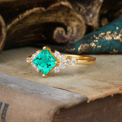 Dainty Princess Cut Emerald Enagement Ring Vintage Side Stone Ring