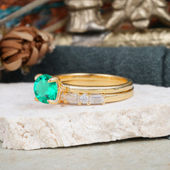 Round Cut Emerald Solitaire Ring with Wedding Band Bridal Set