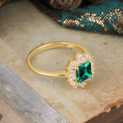 Classic Princess Cut Emerald Cluster Ring – A Timeless Statement
