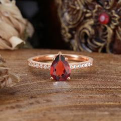 1.25 Carat 14K White Gold Pear Cut Classic Anniversary Ring for Girlfriend Garnet