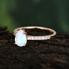 1.25 Carat Pear Cut Classic Green Emerald Anniversary Ring for Girlfriend Moonstone