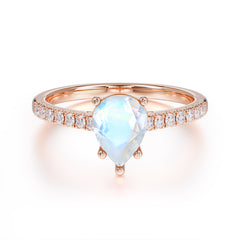 1.25 Carat Pear Cut Classic Green Emerald Anniversary Ring for Girlfriend Moonstone