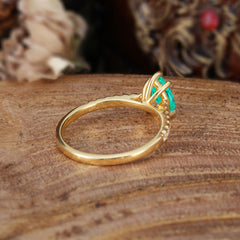 1.25 Carat 14K White Gold Pear Cut Classic Anniversary Ring for Girlfriend Emerald