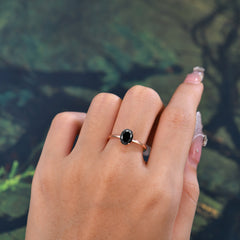 Minimalist Oval Cut 1.5 Carat Black Onyx Solitaire Engagement Ring