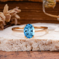 Minimalist Oval Cut 1.5 Carat Aquamarine Solitaire Engagement Ring