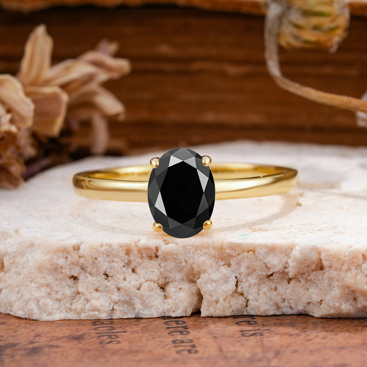 SR10856 Black Onyx Ring - Yellow-Gold