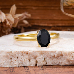 Minimalist Oval Cut 1.5 Carat Black Onyx Solitaire Engagement Ring