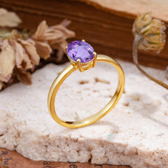 Minimalist Oval Cut 1.5 Carat Amethyst Solitaire Engagement Ring