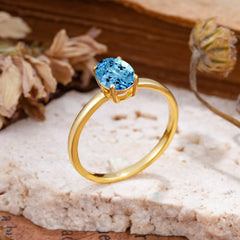 Minimalist Oval Cut 1.5 Carat Aquamarine Solitaire Engagement Ring