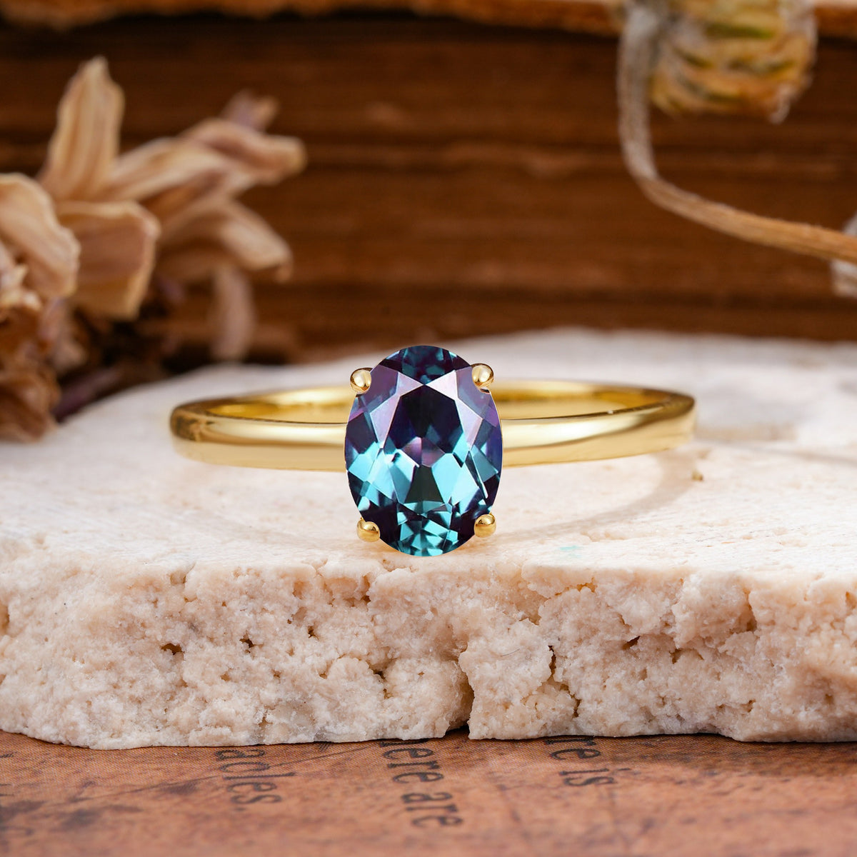 SR10856 Alexandrite Ring - Yellow-Gold