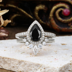 1.5 Carat Pear Shaped Black Onyx Engagement Ring Classic Wedding Ring Set