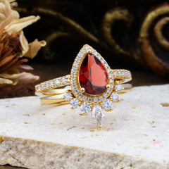 1.5 Carat Pear Shaped Garnet Engagement Ring Classic Wedding Ring Set