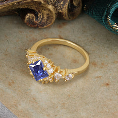 Sparkling Princess Cut Vintage Halo Cluster Tanzanite Engagement Ring