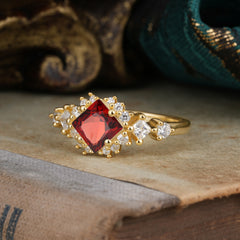 Sparkling Princess Cut Vintage Halo Cluster Garnet Engagement Ring