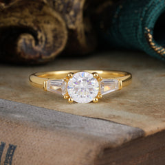 Round Cut Classic Moissanite Engagement Ring Three Stone Wedding Ring