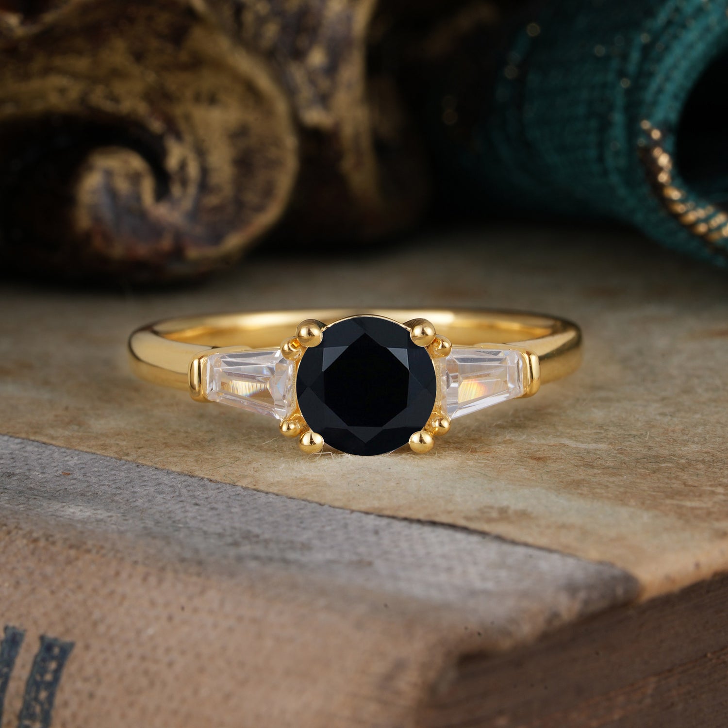 Round Cut Classic Black Onyx Engagement Ring Three Stone Engagement Ring - Romalar Jewelry
