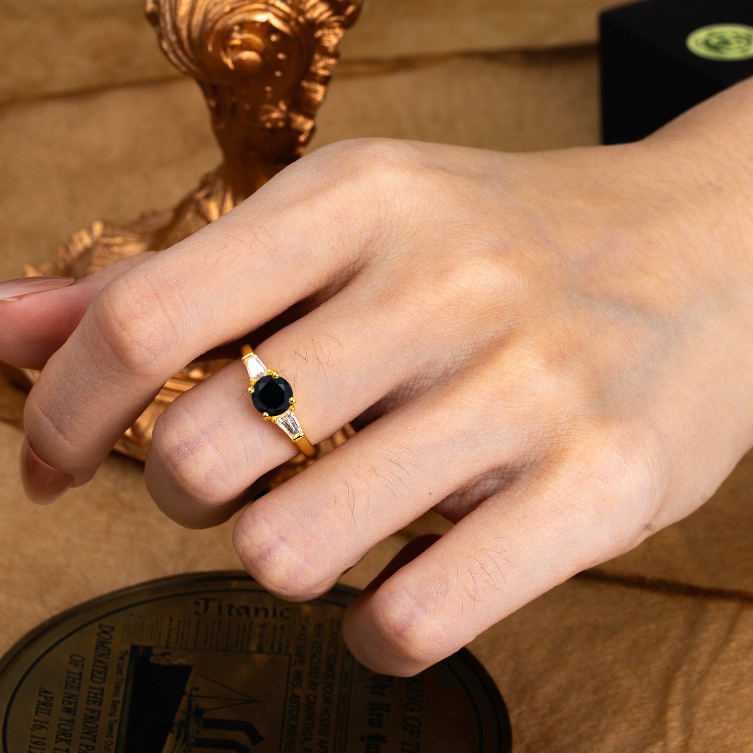 Round Cut Classic Black Onyx Engagement Ring Three Stone Engagement Ring - Romalar Jewelry