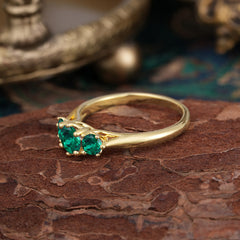 Round Cut 6 Prong Emerald Engagement Ring Classic Three Stone Bridal Ring