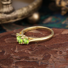 Round Cut 6 Prong Peridot Engagement Ring Classic Three Stone Bridal Ring