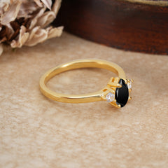 Classic Pear Cut Black Onyx Three Stone Promise Ring Four Claw Prong Setting
