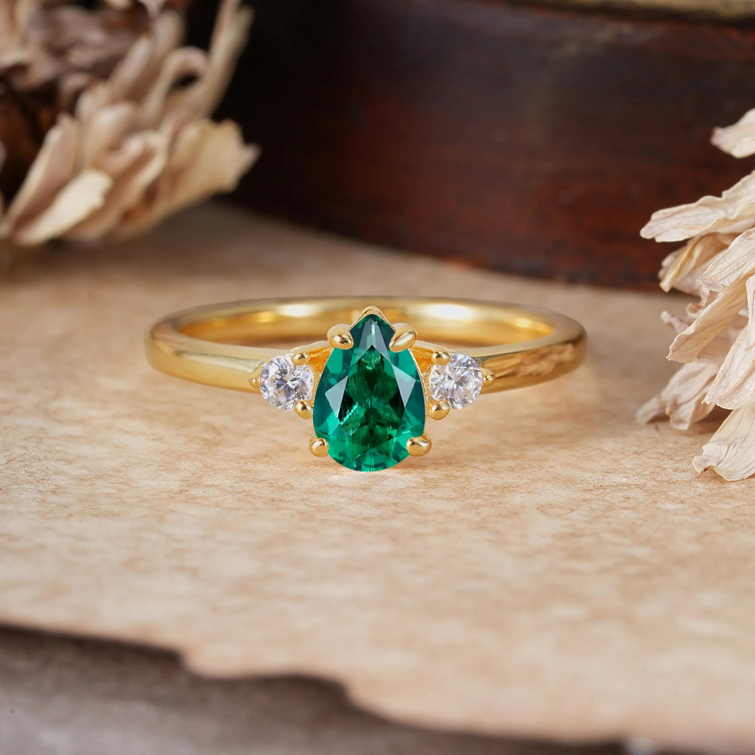 Classic Pear Cut Three Stone Emerald Engagement Ring Four Claw Prong Setting