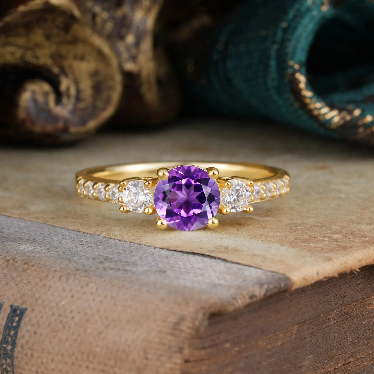 Round Cut 4 Prong Amethyst Engagement Ring Three Stone Promise Ring Four Claw Prong Setting