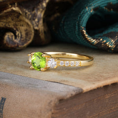 Round Cut 4 Prong Peridot Engagement Ring Three Stone Promise Ring Four Claw Prong Setting