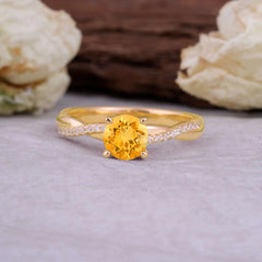 Classic Round Cut Citrine Engagement Ring with Twisted Band