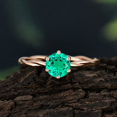 Round Cut Emerald Timeless Solitaire Engagement Ring with Twisted Band