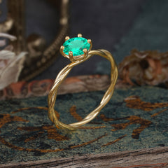 Round Cut Emerald Timeless Solitaire Engagement Ring with Twisted Band