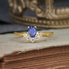 Oval Cut Unique Bottom Cluster Tanzanite Anniversary Ring for Women