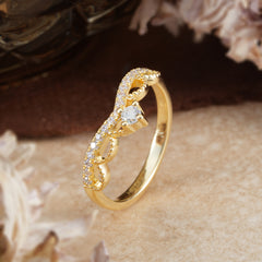 【Steal of Deals】Princess Queen Crown Tiara Ring Unique Moissanite Band Ring