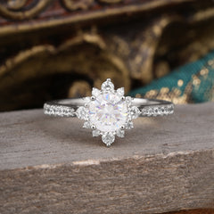 Round Cut Vintage Cluster Moissanite Gemstone Ring Flower Engagement Ring