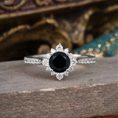 Round Cut Vintage Cluster Black Onyx Gemstone Ring Flower Engagement Ring