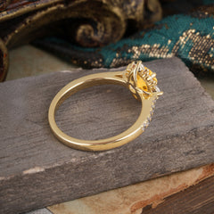 Round Cut Vintage Cluster Citrine Gemstone Ring Flower Engagement Ring