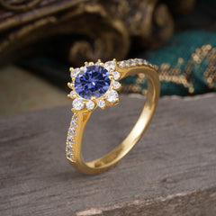 Round Cut Vintage Cluster Tanzanite Gemstone Ring Flower Engagement Ring