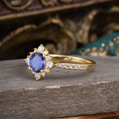 Round Cut Vintage Cluster Tanzanite Gemstone Ring Flower Engagement Ring