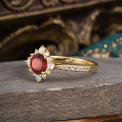 Round Cut Vintage Cluster Garnet Gemstone Ring Flower Engagement Ring