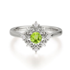 Vintage 0.6 Carat Round Cut Peridot Filigree Anniversary Ring for Women