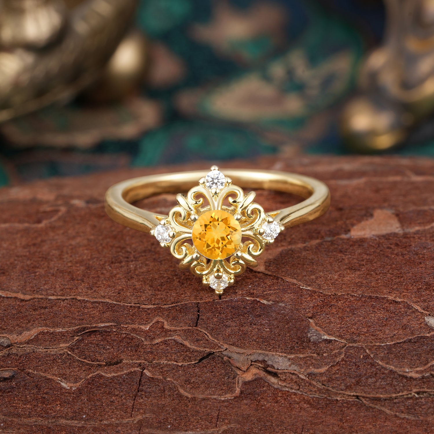 Romantic Vintage 4-Prong Round Cut Citrine Engagement Ring