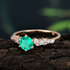 Round Emerald Promise Ring Classic Engagement Ring Six Claw Prong Setting
