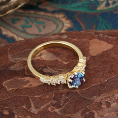 Luxury 6-Prong Round Cut Alexandrite Ring