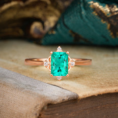 Emerald Cut 1 Carat Emerald Engagement Ring Classic Vintage Royal Green