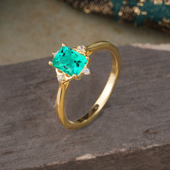 Emerald Cut 1 Carat Emerald Engagement Ring Classic Vintage Royal Green
