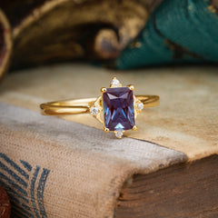 4 Prong Emerald Cut 1 Carat Vintage Alexandrite Engagement Ring