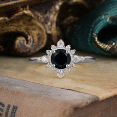 Vintage Round Cut Cluster Black Onyx Wedding Ring Flower Engagement Ring