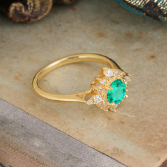 Vintage Round Cut Cluster Emerald Wedding Ring Flower Engagement Ring